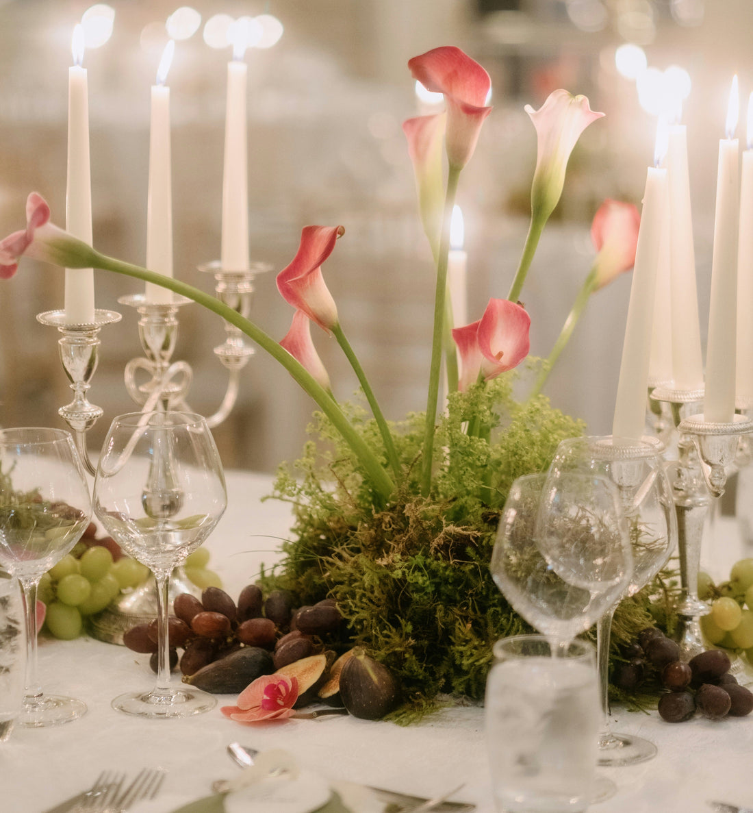 A fresh "bright white" glow for your table.